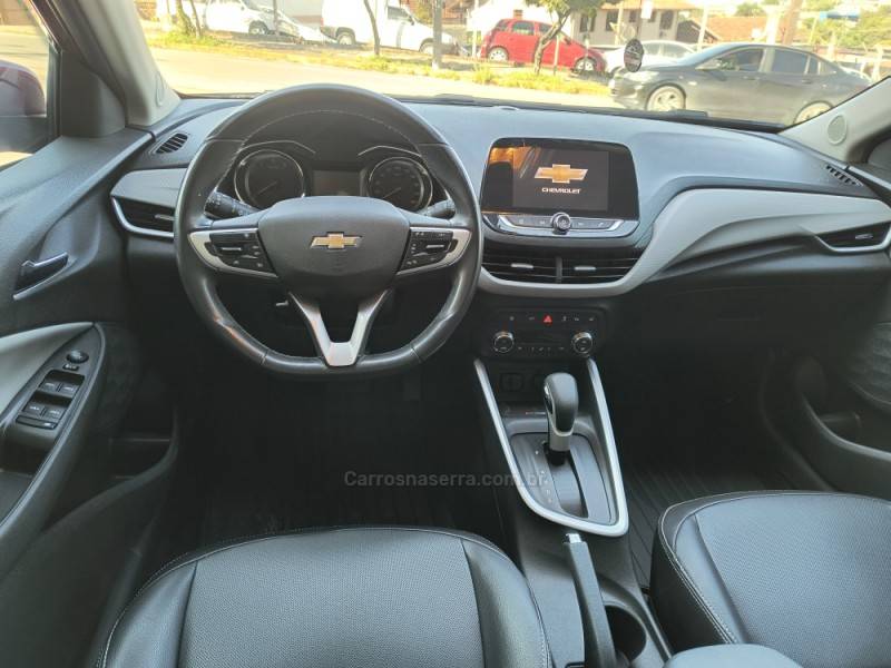 CHEVROLET - ONIX - 2019/2020 - Vermelha - R$ 73.500,00