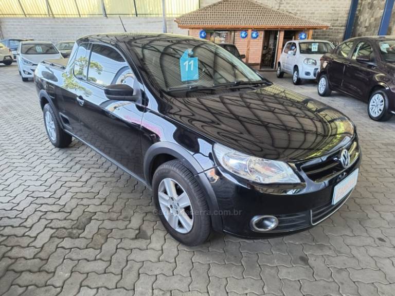 VOLKSWAGEN - SAVEIRO - 2011/2011 - Preta - R$ 42.500,00