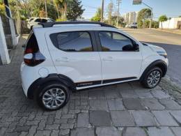 FIAT - MOBI - 2023/2024 - Branca - R$ 64.000,00