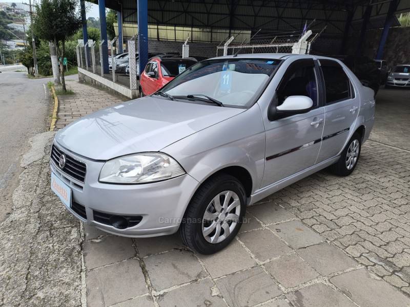 FIAT - SIENA - 2011/2011 - Prata - R$ 27.000,00