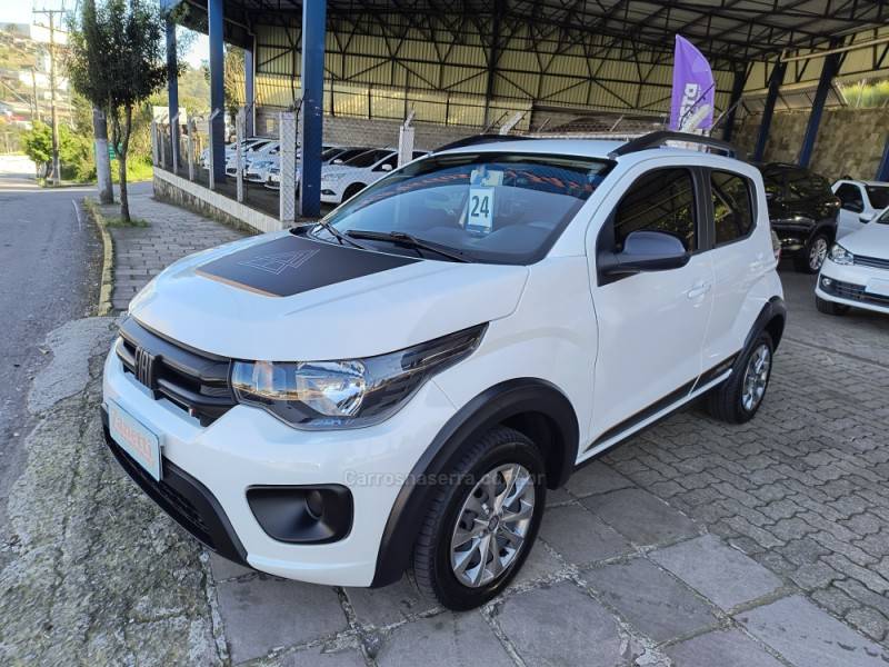 FIAT - MOBI - 2023/2024 - Branca - R$ 64.000,00