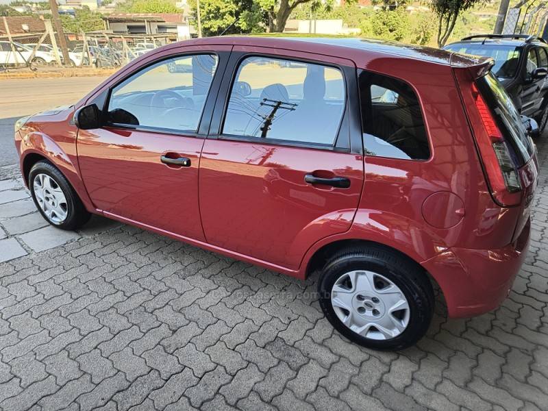 FORD - FIESTA - 2011/2012 - Vermelha - Sob Consulta