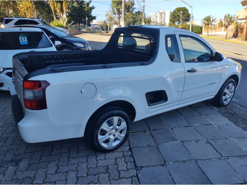 CHEVROLET - MONTANA - 2015/2016 - Branca - R$ 51.000,00