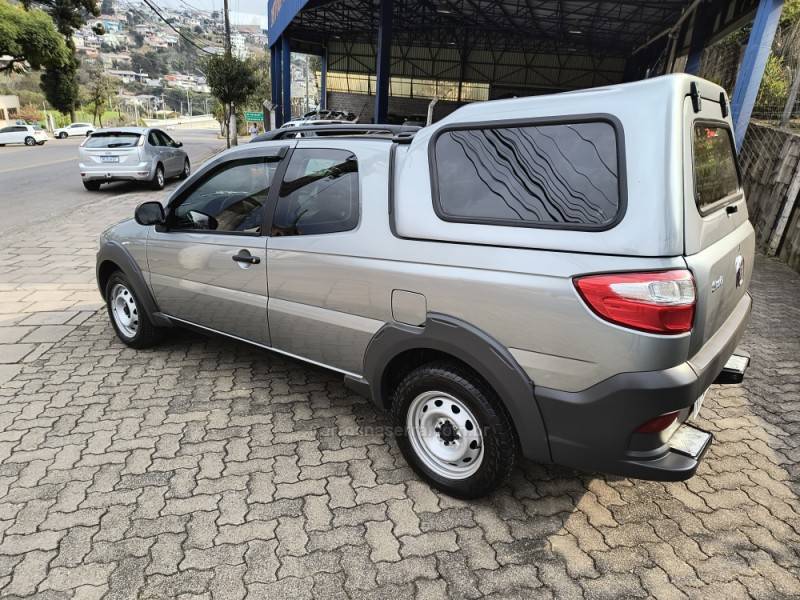 FIAT - STRADA - 2014/2014 - Cinza - R$ 60.900,00