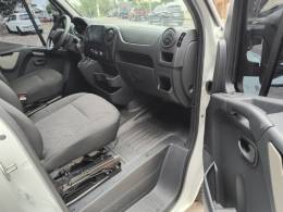 RENAULT - MASTER - 2023/2024 - Branca - R$ 250.000,00
