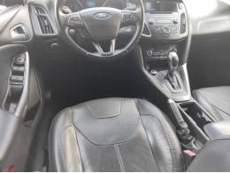 FORD - FOCUS - 2016/2016 - Branca - R$ 62.900,00