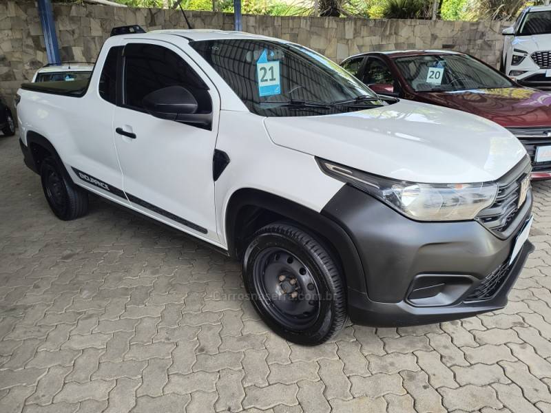 FIAT - STRADA - 2020/2021 - Branca - R$ 67.000,00