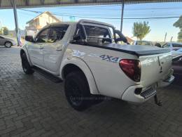 MITSUBISHI - L200 TRITON - 2014/2015 - Branca - R$ 126.990,00
