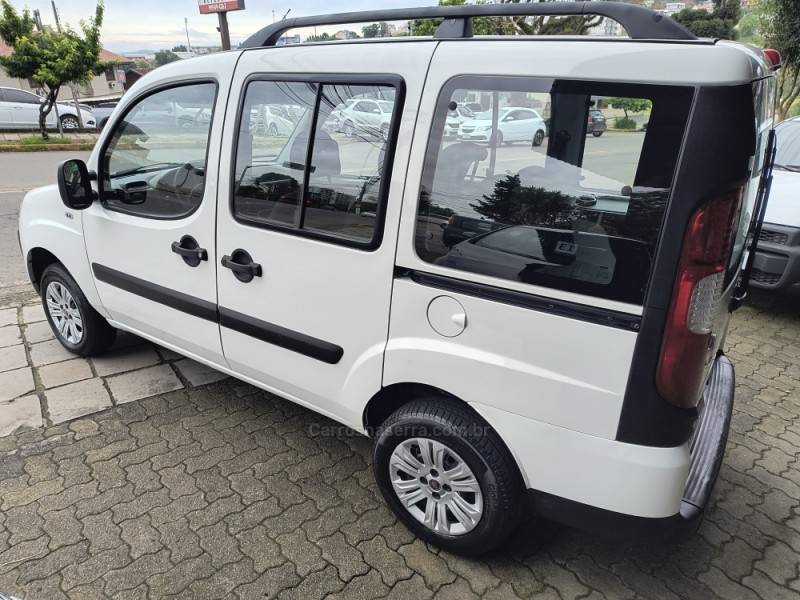 FIAT - DOBLÓ - 2012/2012 - Branca - R$ 42.500,00