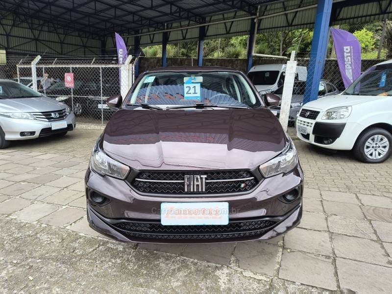 FIAT - CRONOS - 2020/2021 - Vermelha - R$ 64.000,00
