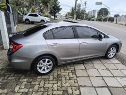 HONDA - CIVIC - 2013/2014 - Cinza - R$ 67.000,00
