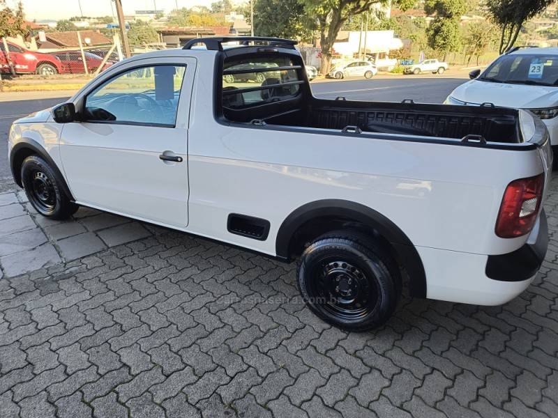 VOLKSWAGEN - SAVEIRO - 2015/2016 - Branca - R$ 48.000,00