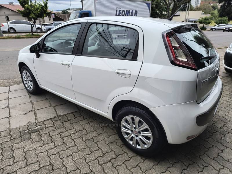 FIAT - PUNTO - 2015/2016 - Branca - R$ 44.500,00