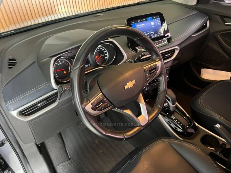 CHEVROLET - TRACKER - 2021/2021 - Cinza - R$ 104.000,00