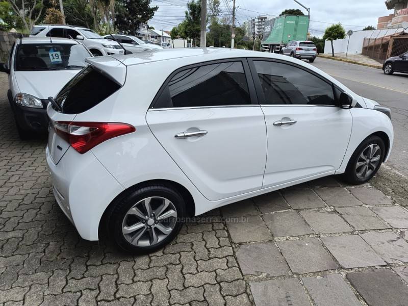 HYUNDAI - HB20 - 2013/2013 - Branca - R$ 43.000,00