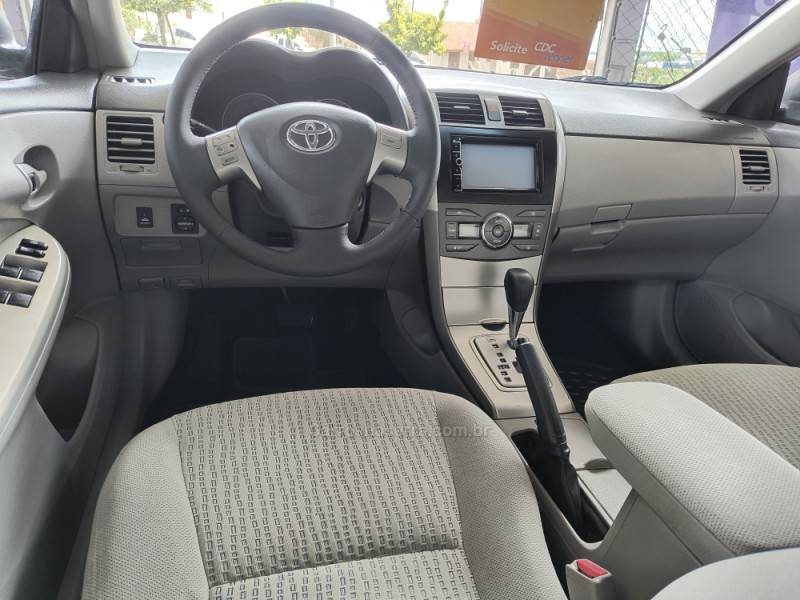 TOYOTA - COROLLA - 2009/2010 - Preta - R$ 54.500,00