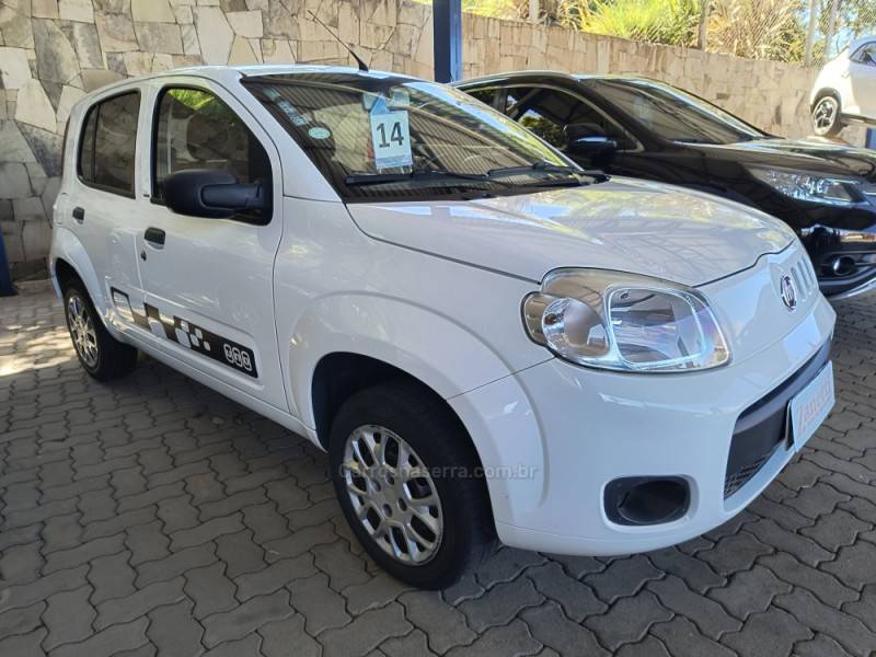 FIAT - UNO - 2014/2014 - Branca - R$ 33.000,00