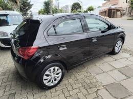 CHEVROLET - ONIX - 2017/2018 - Preta - R$ 58.500,00