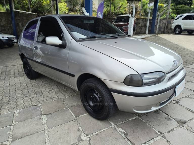 FIAT - PALIO - 1997/1997 - Cinza - R$ 15.000,00