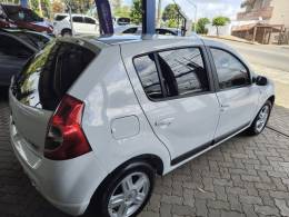 RENAULT - SANDERO - 2008/2008 - Branca - R$ 29.500,00